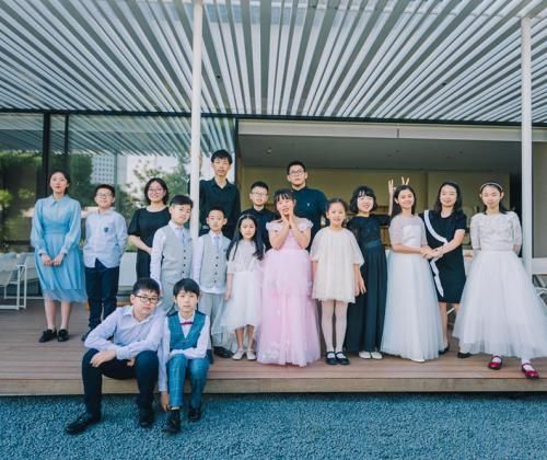 “小伙伴们的系列音乐会之五月之诗”活动在星光智能总部大楼成功举行