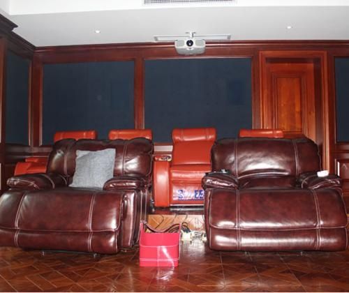 时尚简约风格，顶级声学设计